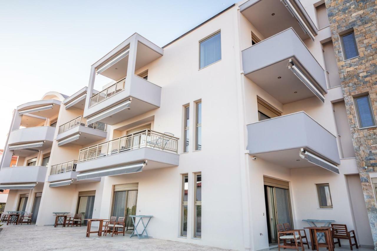 Royalty Suites Loft Nikíti Kültér fotó